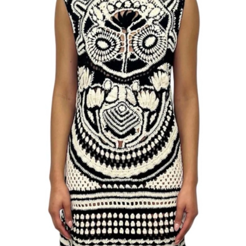 NWT Marie Oliver Shawna Black Cream Crochet Embroidered Dress | Size M/L